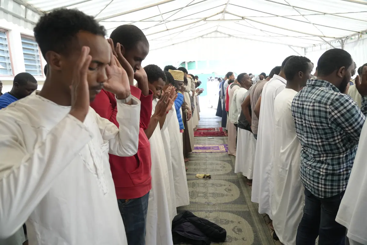 Suasana Sholat Jumat Pertama Ramadhan 1444 H Hijriah di Berbagai Negara