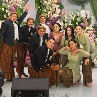 Wulan Guritno saat Jadi Bridesmaid. [@wulanguritno]