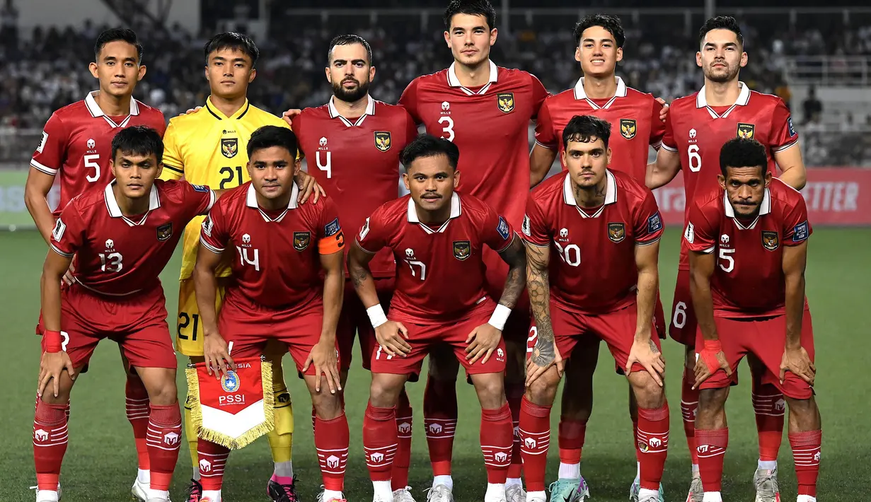 Dengan hasil ini, Timnas Indonesia masih menjadi juru kunci grup F dengan raihan satu poin. (JAM STA ROSA/AFP)