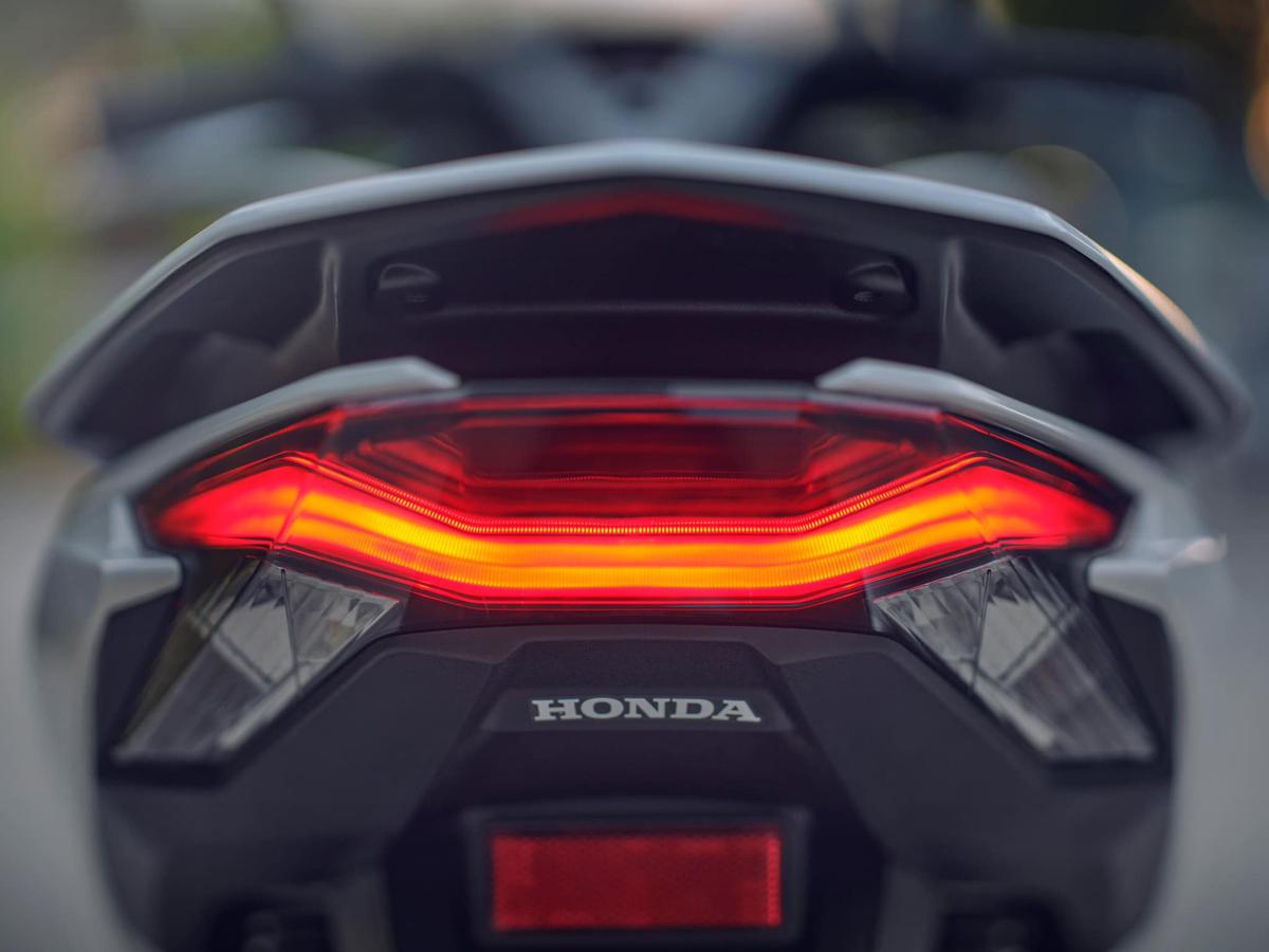 Honda PCX Baru Tampil Ala Skutik Eropa, Makin Terlihat Mewah