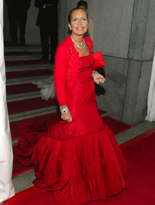 Danielle Steel. Penulis novel terkenal yang mengkhususkan dalam novel roman modern ini telah menikah dan bercerai sebanyak lima kali. Membuat orang bertanya-tanya apakah ia mencari bahan cerita baru? (AFP/Bintang.com)