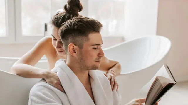 Menikmati Spa atau Pijat Berdua