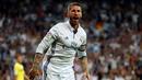 Ekspresi pemain Real Madrid, Sergio Ramos, setelah mencetak gol balasan ke gawang Villarreal pada laga La Liga 2016-2017 di Stadion Santiago Bernabeu, Kamis (22/9/2016) dini hari WIB. (Reuters/Sergio Perez)