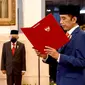Presiden Jokowi melantik Kepala BRIN, Laksana Tri Handoko. (Dok Setpres)