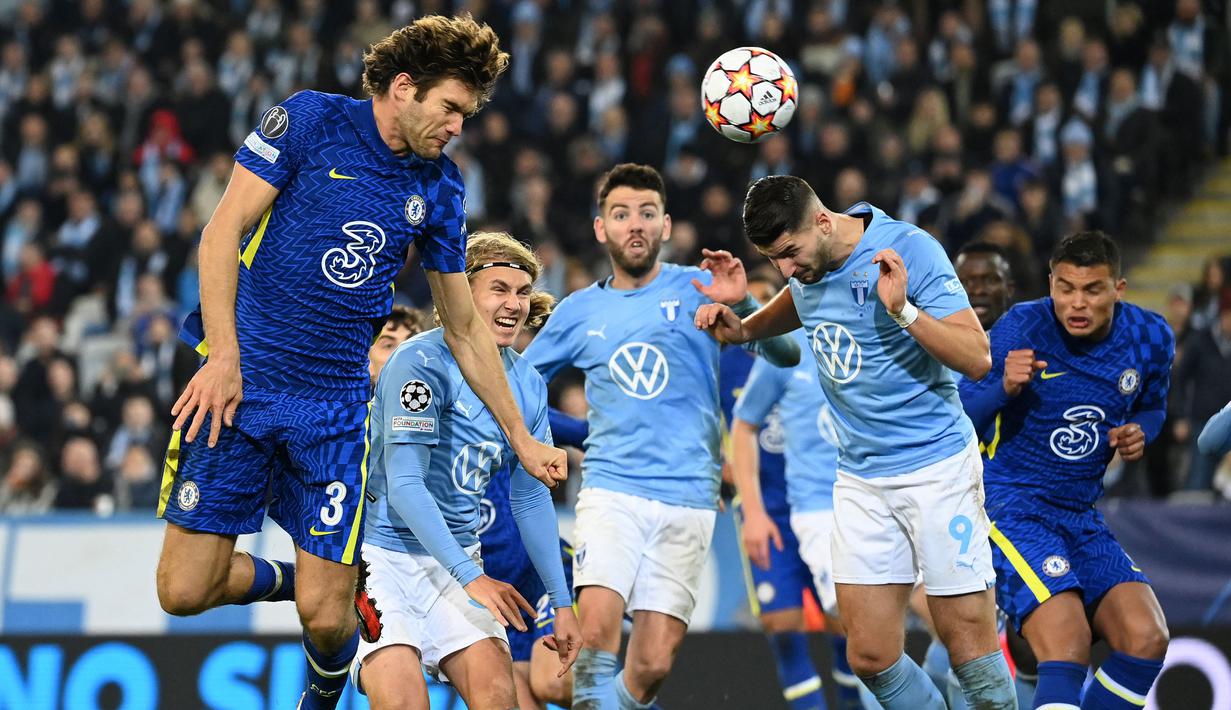 Hasil tersebut membuat The Blues untuk sementara menempati posisi kedua klasemen sementara Grup H dengan raihan sembilan poin. Sementara itu, Malmo semakin terpuruk di dasar tabel setelah tak mampu meraih satupun poin hingga matchday keempat ini. (AFP/Jonathan Nackstrand)