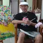 Memasuki usia 70, maestro sastra Putu Wijaya masih produktif berkarya. 