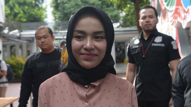 Positif Narkoba, Medina Zein Akan Direhabilitasi Selama 3 Bulan