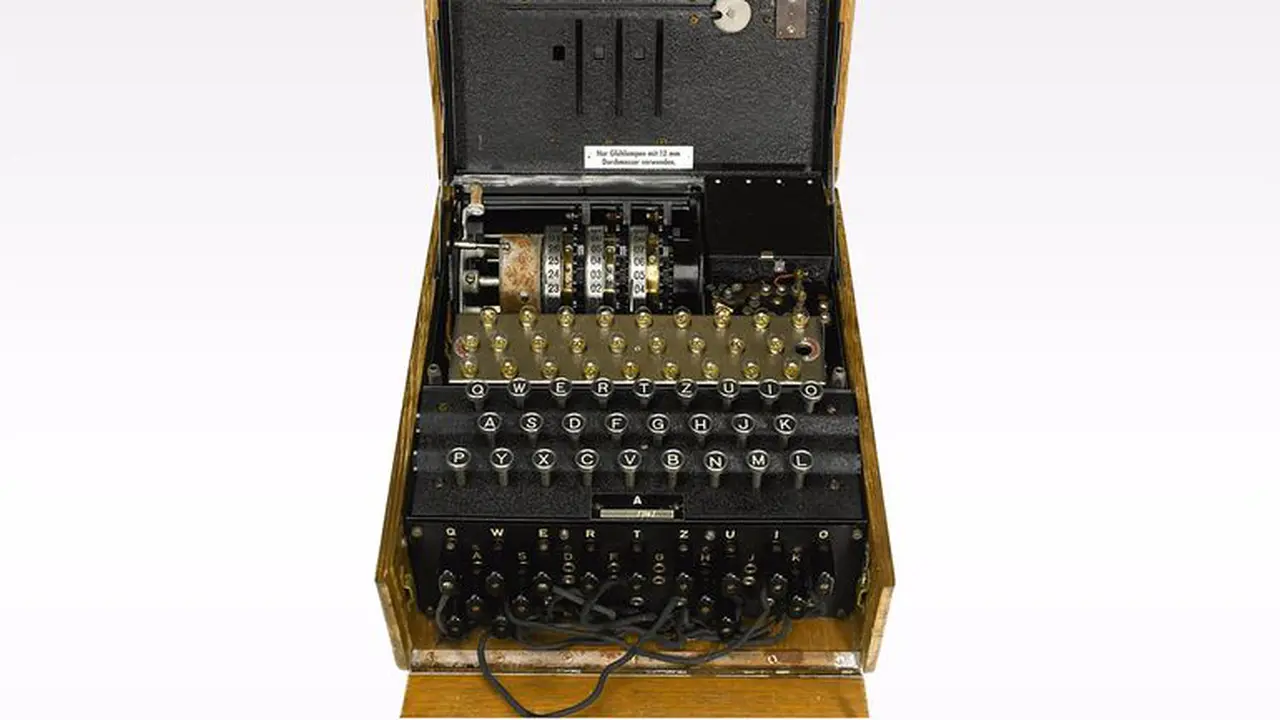 Lelang Enigma (2)