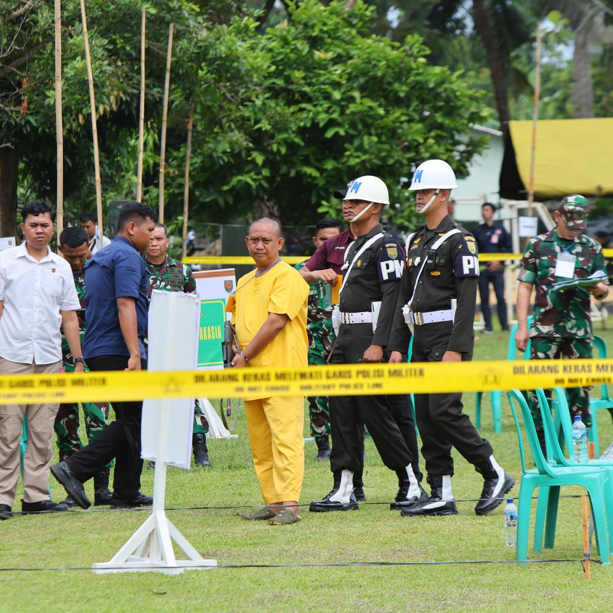 Rekonstruksi Kopda Basarsyah Pakai Senapan Serbu Berondong Tiga Polisi saat Gerebek Sabung Ayam di Way Kanan