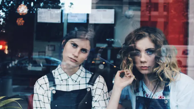 [Bintang] Ilustrasi Relationship