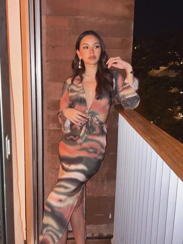 Inspirasi Outfit Dress Ala Alyssa Daguise