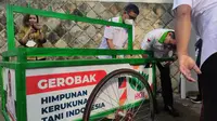 Gerobak Sayur Sumbangan Moeldoko Wujudkan Mimpi Nenek Sudarsih