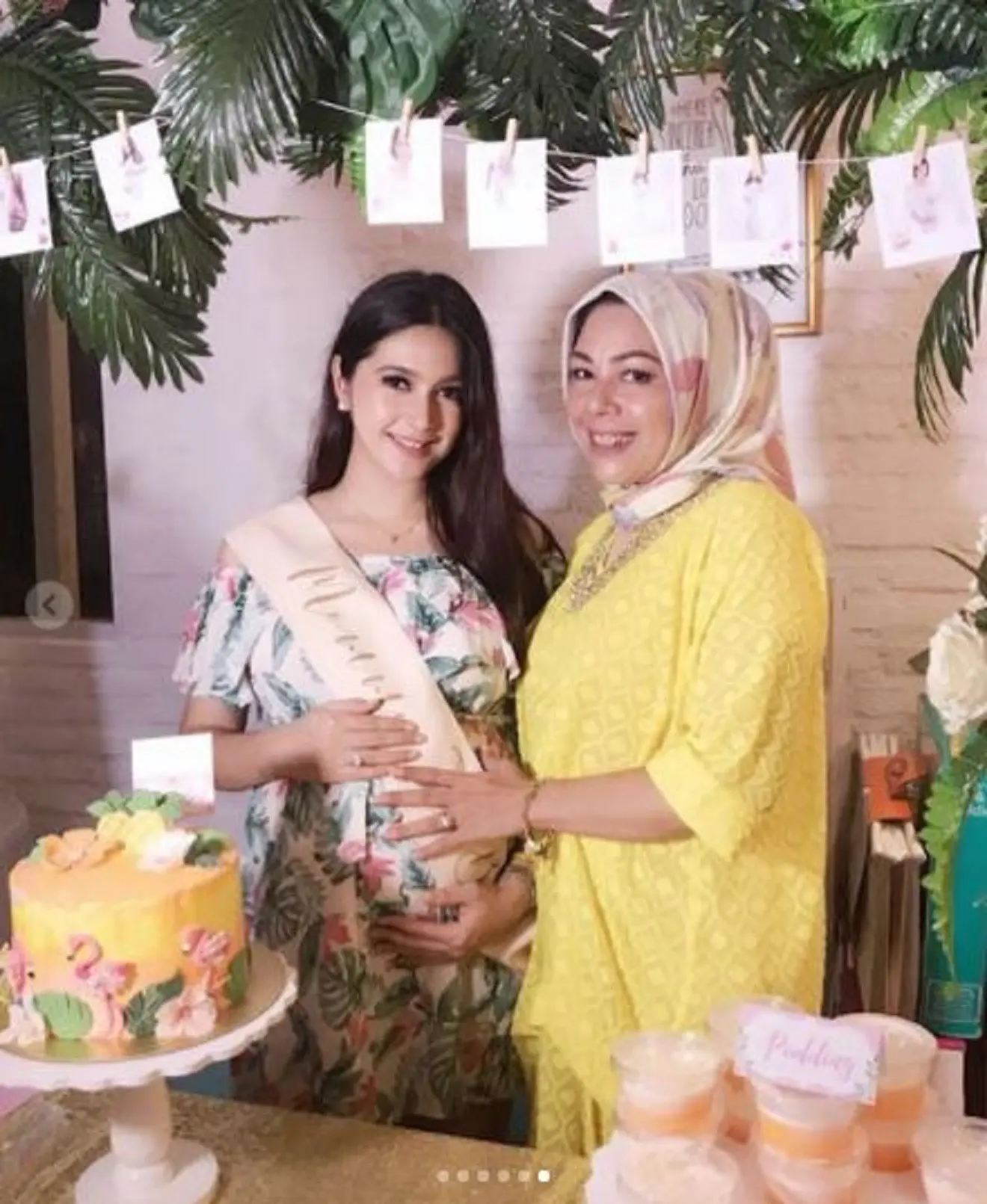 Nabila Syakieb mendapat surprise baby shower dari sahabatnya (Instagram/@nsyakieb85)