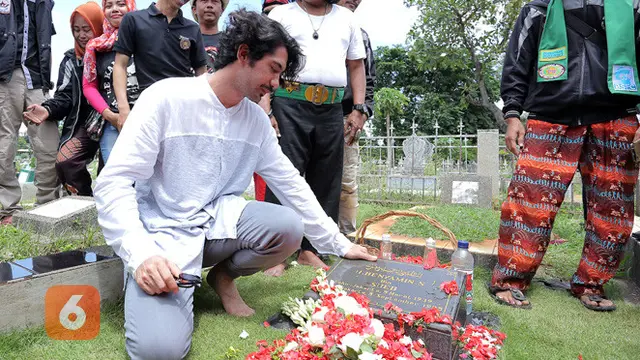 [Bintang] Reza Rahadian
