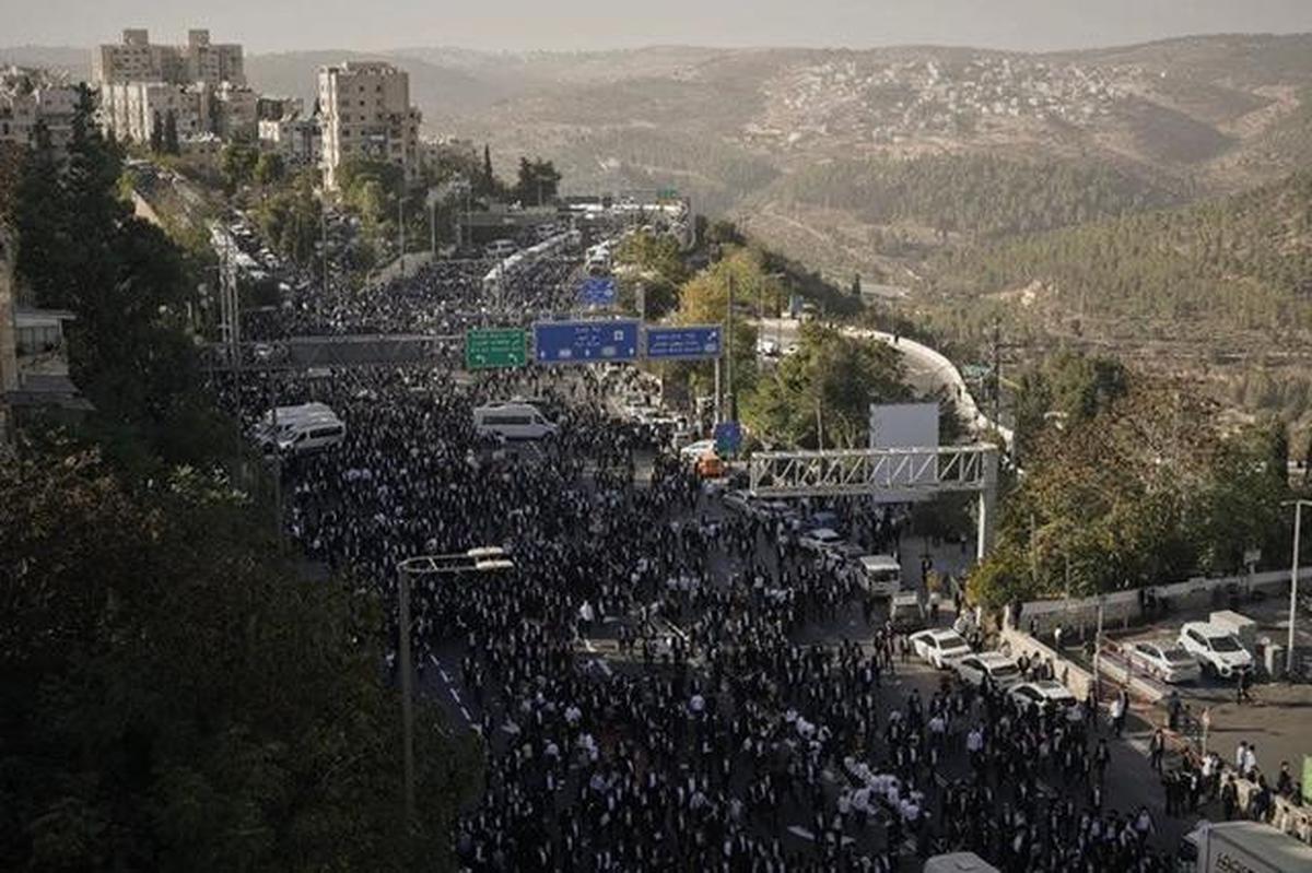 Israel Diguncang Demo Besar Kaum Yahudi Ultra-Ortodoks yang Menolak Wajib Militer
