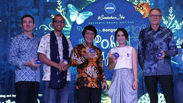 Merayakan hari ibu dengan dongeng