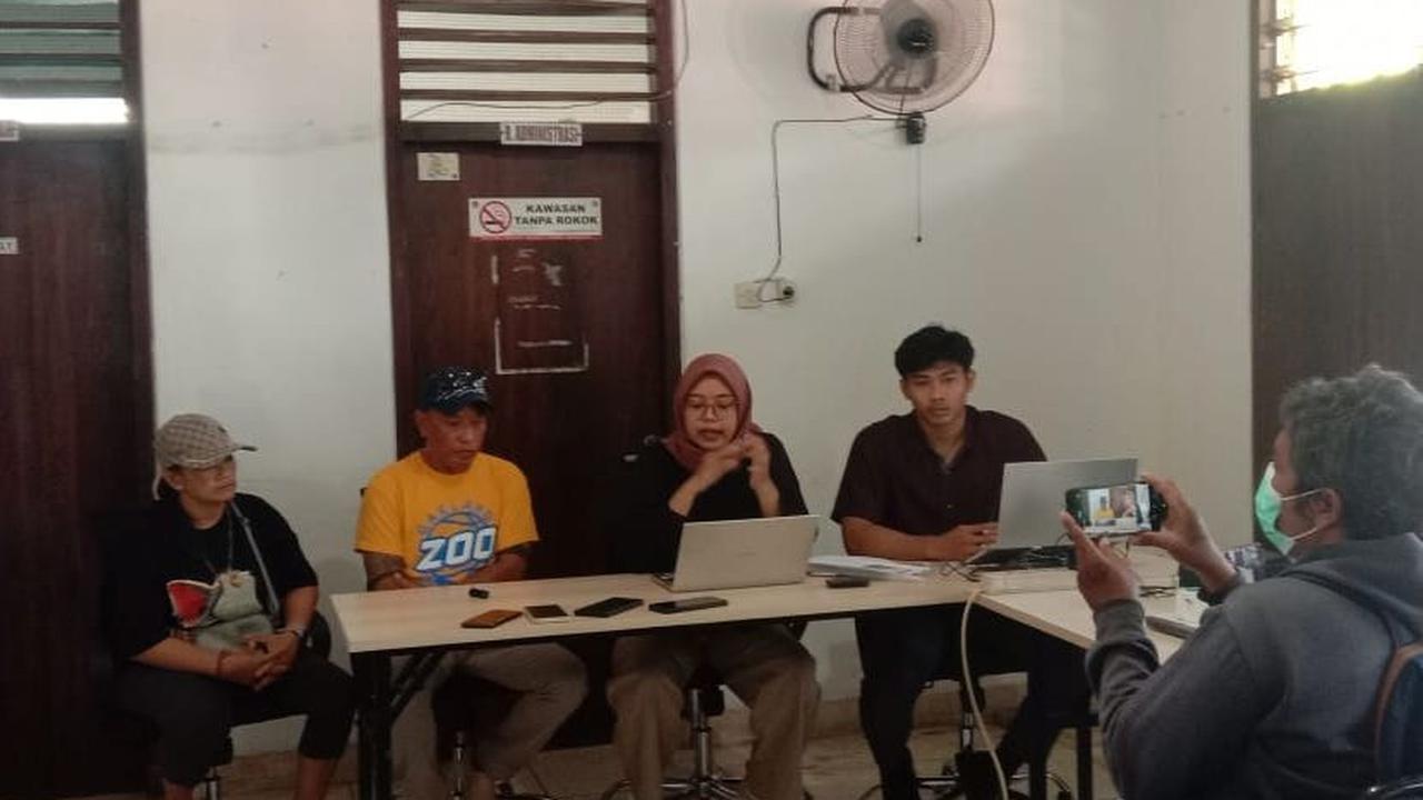 Kedatangan para polisi ini terkait pengembangan dan penyelidikan kasus puluhan kendaraan bodong yang direntalkan di kawasan wisata Pulau Nusa Penida pada Mei 2024.<br>