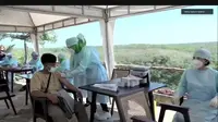 Suasana vaksinasi Covid-19 di Wunung Giri Séla Kandha (GSK), Gunungkidul. (dok. Biro Komunikasi Publik Kemenparekraf)