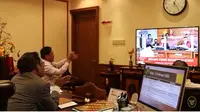 Menteri Koordinator Bidang Politik, Hukum, dan Keamanan Mahmud MD tepuk tangan usai hakim di Pengadilan Negeri Jakarta Selatan menjatuhkan vonis 1 tahun 6 bulan atas kasus pembunuhan Brigadir J (Kemenko Polhukam)
