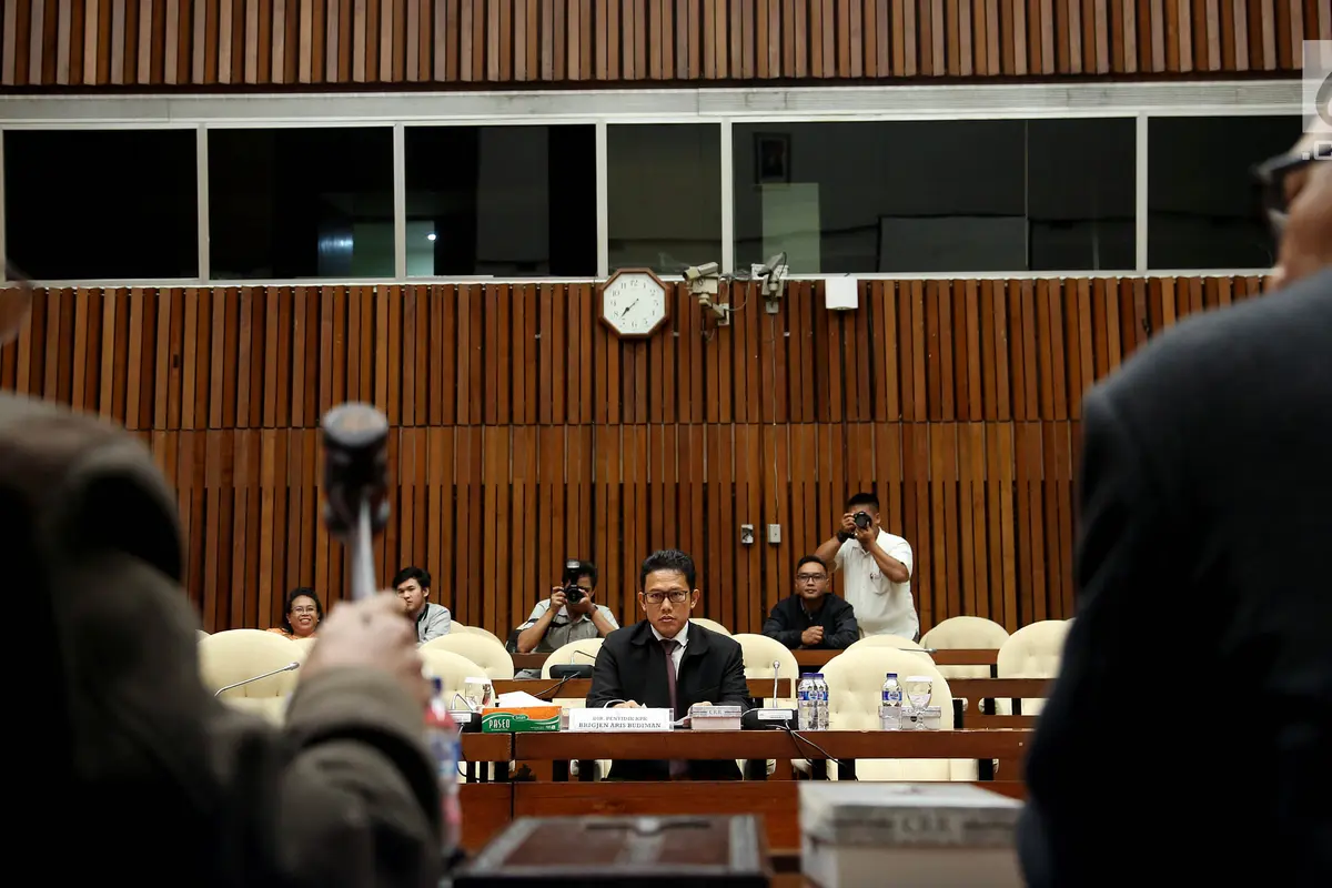 Direktur Penyidik KPK Penuhi Panggilan Pansus Angket DPR