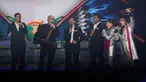 Hari pertama dari dua hari perayaan ulang tahun Indosiar ke-28 yang bertajuk Konser "Indosia28est" berlangsung meriah di Stusdio EMTEK City, Daan Mogot, Jakarta Barat, Selasa (10/1/2023) malam WIB. Para pengisi acara mulai musisi dari berbagi genre, mentalist dan stand up comedian semua tampil maksimal menghibur para penonton yang memadati Studio EMTEK City. Lebih spesial, panggung acara juga dihadiri 4 legenda sepak bola Timnas Indonesia, Bambang Pamungkas dkk. (Bola.com/Bagaskara Lazuardi)