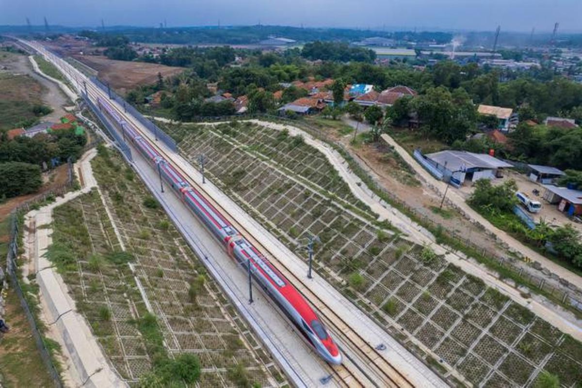 Bos Danantara Wanti-Wanti Tata Kelola di KAI