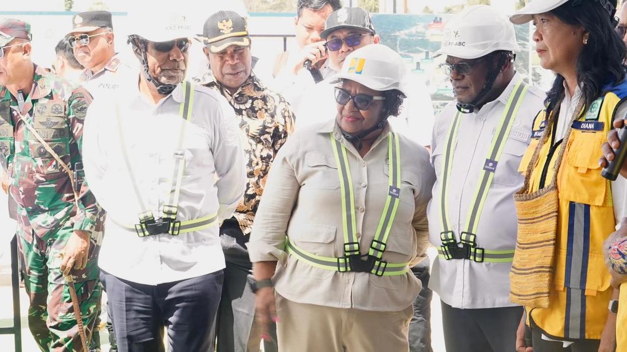 Wamendagri Ribka Haluk: Pembangunan Papua Tengah Jadi Titik Awal Kebangkitan Masyarakat