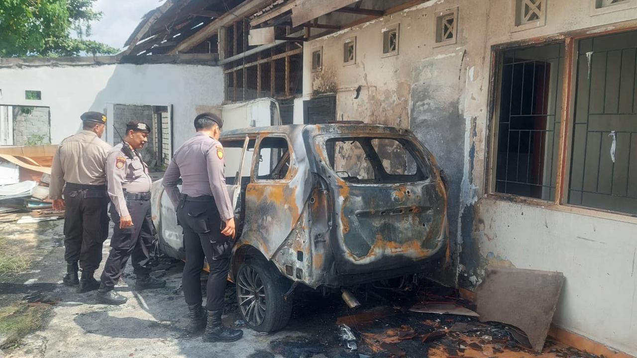 Kelakukan Bule Australia di Bali: Rampas Mobil Warga, Tabrak 2 Orang Sebelum Kendaraan Ditemukan Hangus