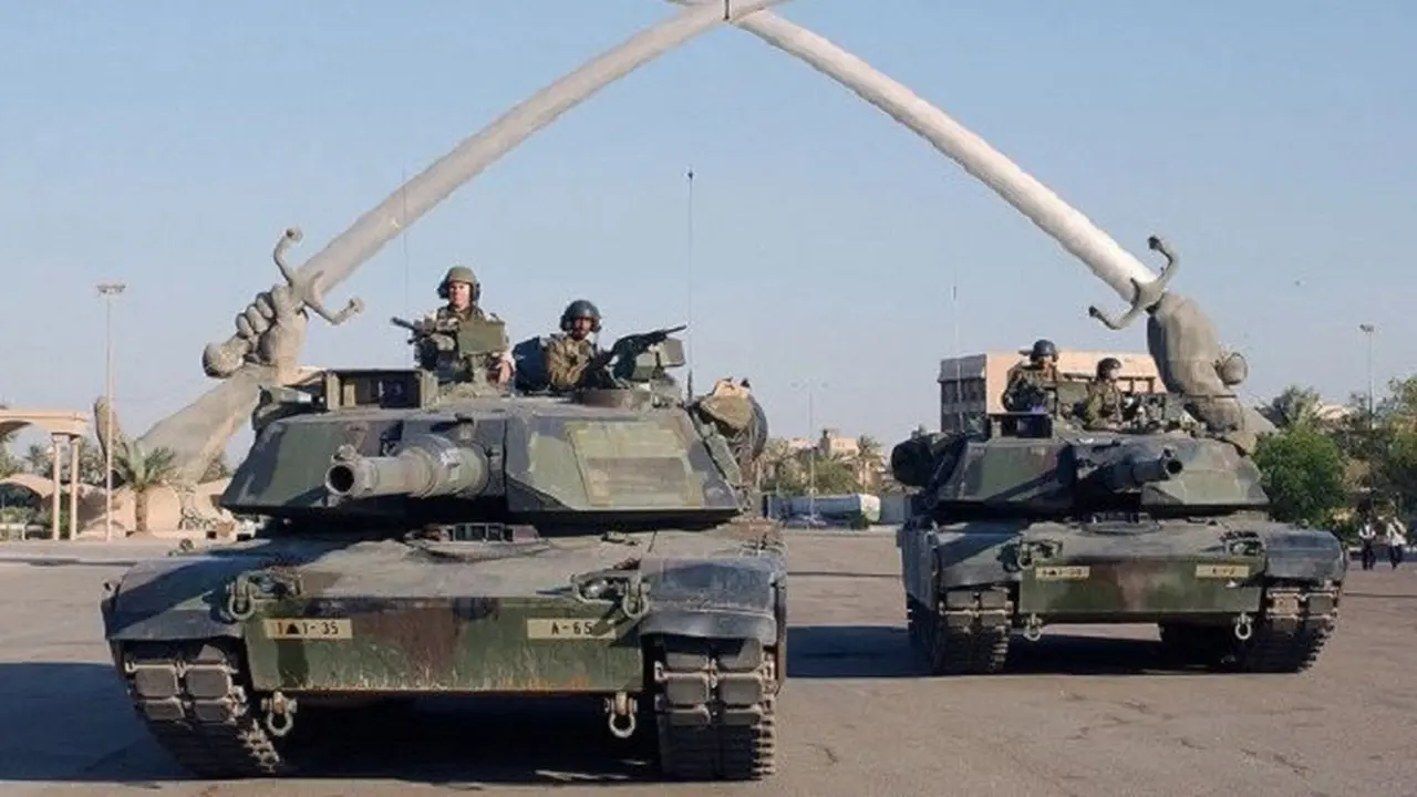 Invasi AS ke Irak 2003 (John L. Houghton/US Air Force)