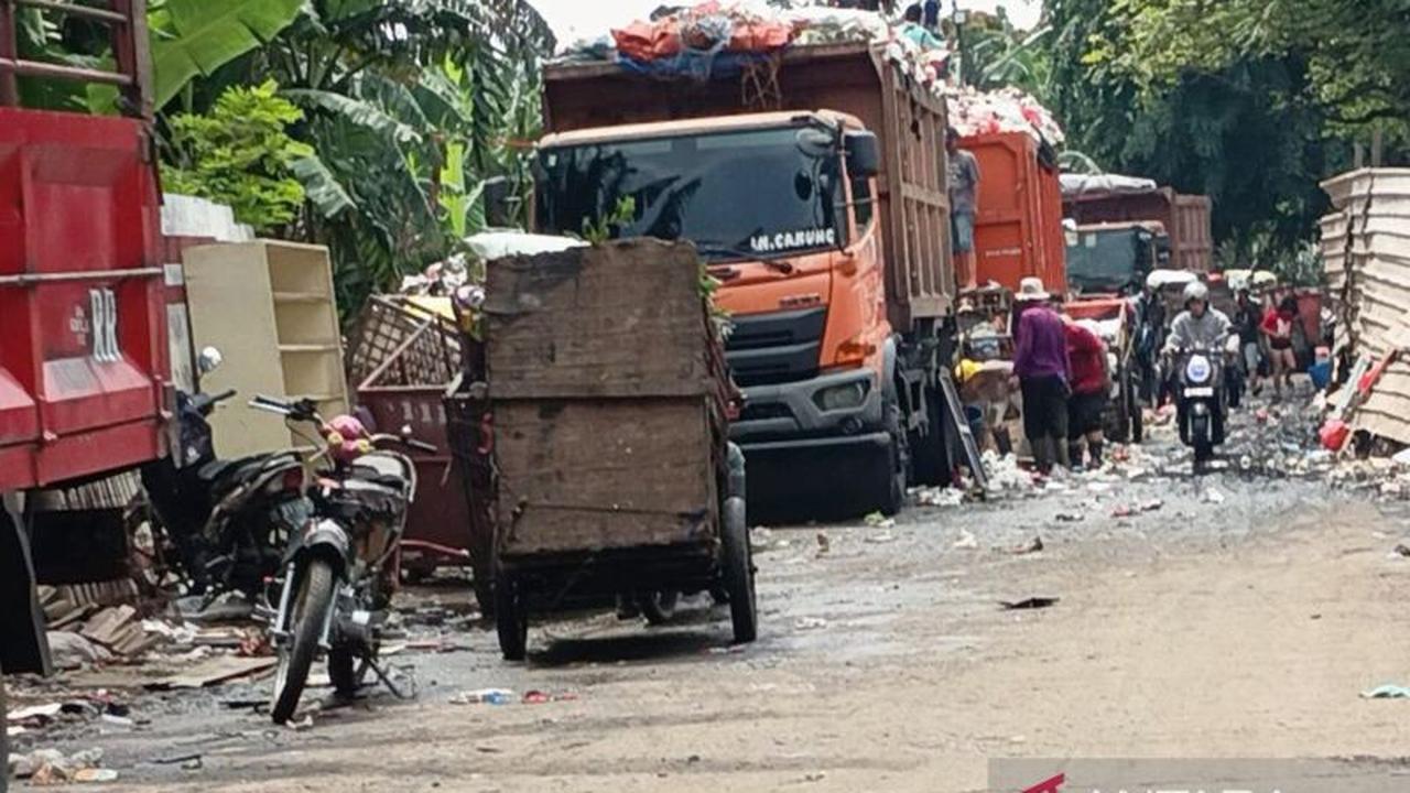 Sudin LH Jaktim Janjikan Penataan Ulang TPS Penggilingan, Atasi Keluhan Bau Sampah
