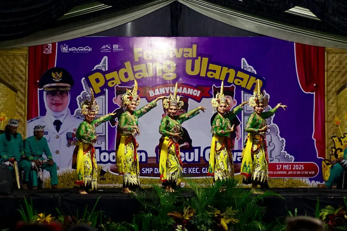 Lewat Festival Padhang Ulanan, Ribuan Pelajar Banyuwangi dan Pemda Bersatu Menjaga Warisan Budaya