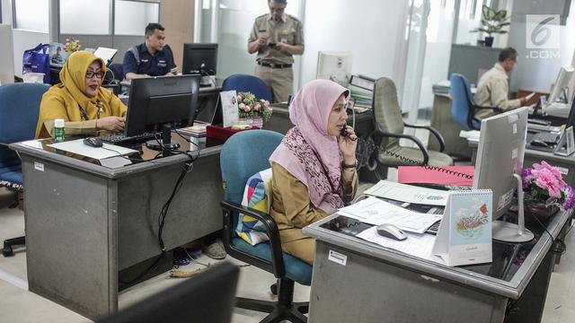 Hari Pertama Masuk, PNS DKI Jakarta Langsung Aktif Bekerja