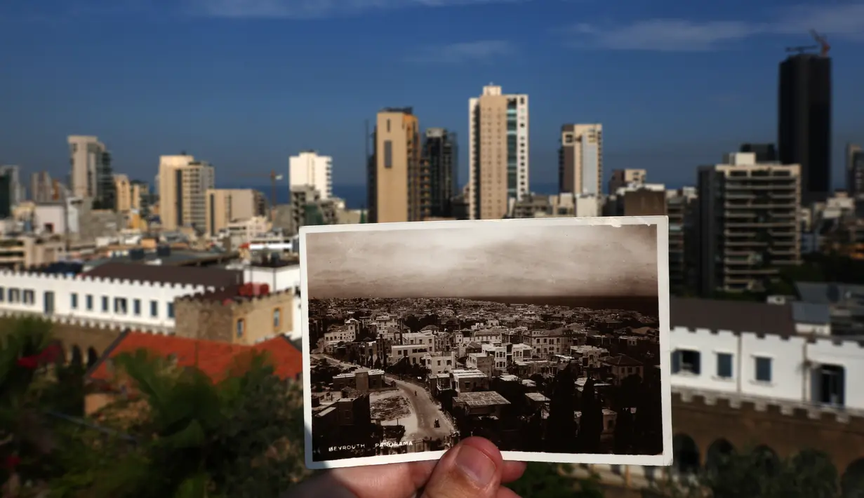 Sebuah gambar yang diambil pada 2 November 2015 menunjukkan pemandangan Beirut seperti yang diambil di kartu pos oleh fotografer tidak diketahui dan dipublikasikan sekitar tahun 1920-an. (AFP PHOTO / PATRICK BAZ)