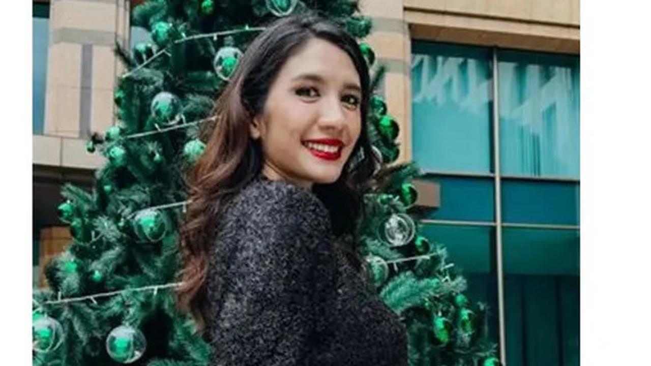 Acha Sinaga Ngaku Sakit Luar Biasa Pasca Melahirkan Anak Ketiga dengan Metode ERACS, Berbeda dari Sebelumnya