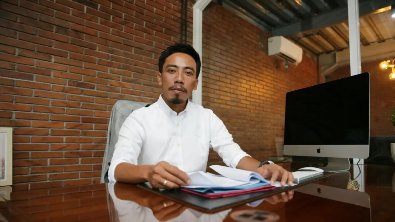Wakil Gubernur Bali Terima Bantuan untuk Diteruskan ke Pekerja Pariwisata