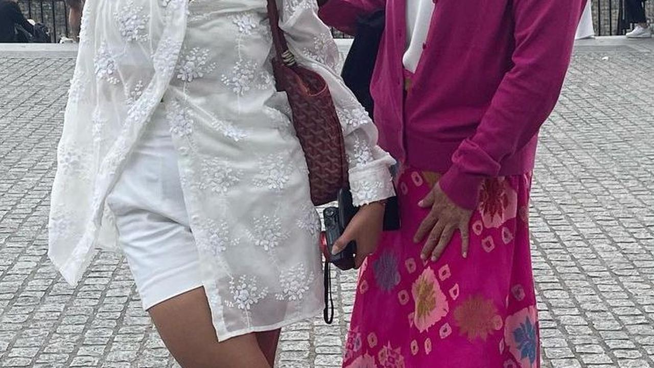 Mama Oktarina Gak Kalah Trendy dari Amel Carla
