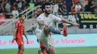 Striker PSM Makassar, Sheriddin Boboev melakukan selebrasi usai mencetak gol ke gawang Persija Jakarta dalam laga pekan ke-22 BRI Super League 2025/2026 di Jakarta International Stadium (JIS), Jumat (20/2/2026). (Dok. PSM Makassar).