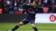 Pemain Paris Saint-Germain, Angel Di Maria dikabarkan http://www.express.co.uk/ menjadi incaran Barcelona dengan harga 46 uta pound sterling. (AFP/Franck Fife)