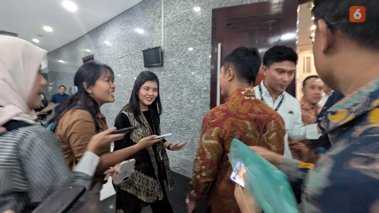 Dihadang Soal Kasus Raya Bocah Cacingan Sukabumi, Wamenkes Dante Kita Omongin Nanti Ya