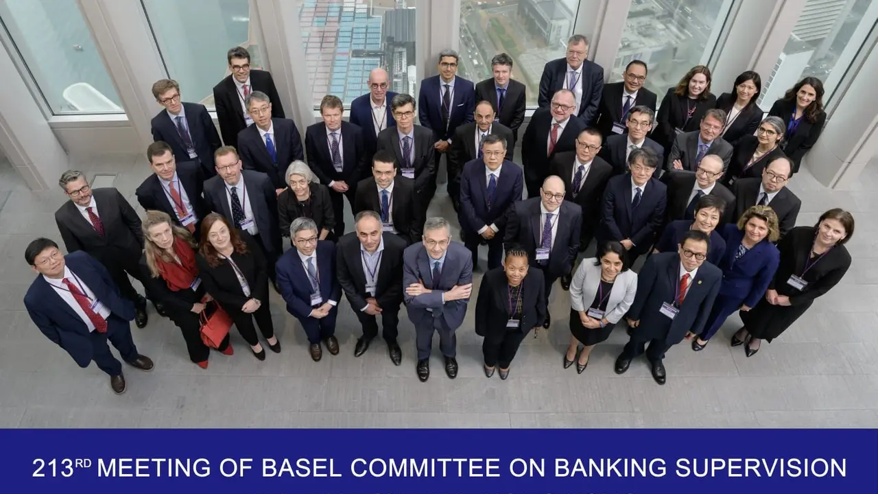 Kepala Eksekutif Pengawas Perbankan OJK, Dian Ediana Rae telah menghadiri pertemuan Basel Committee on Banking Supervision (BCBS) pada 22 – 23 Maret 2023 di Hong Kong