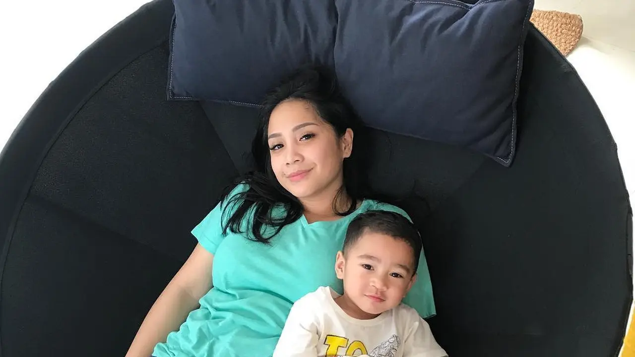 [Bintang] Nagita Slavina