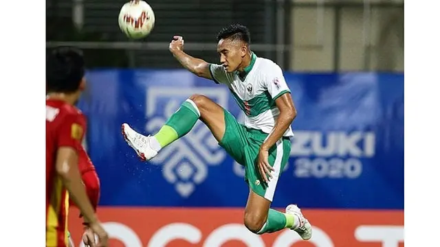 5 Aksi Rizky Ridho saat Tampil di Piala AFF 2020, Bek Andalan Timnas