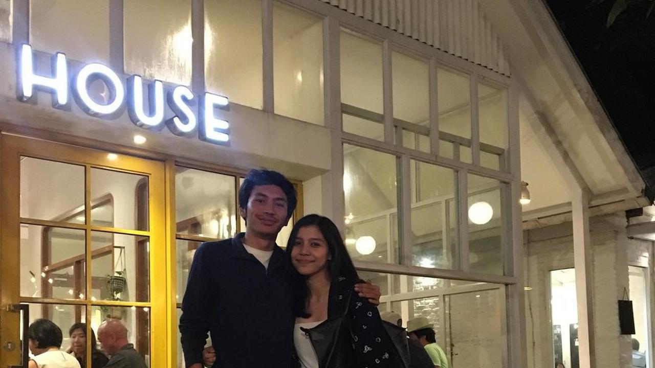 6 Potret Irshadi Bagas 'Heart Series' dan Laras dari Pacaran hingga Setelah Menikah