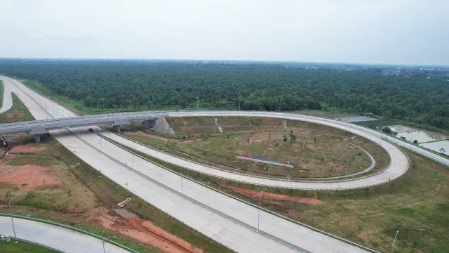 Jalan Tol Kuala Tanjung-Indrapura