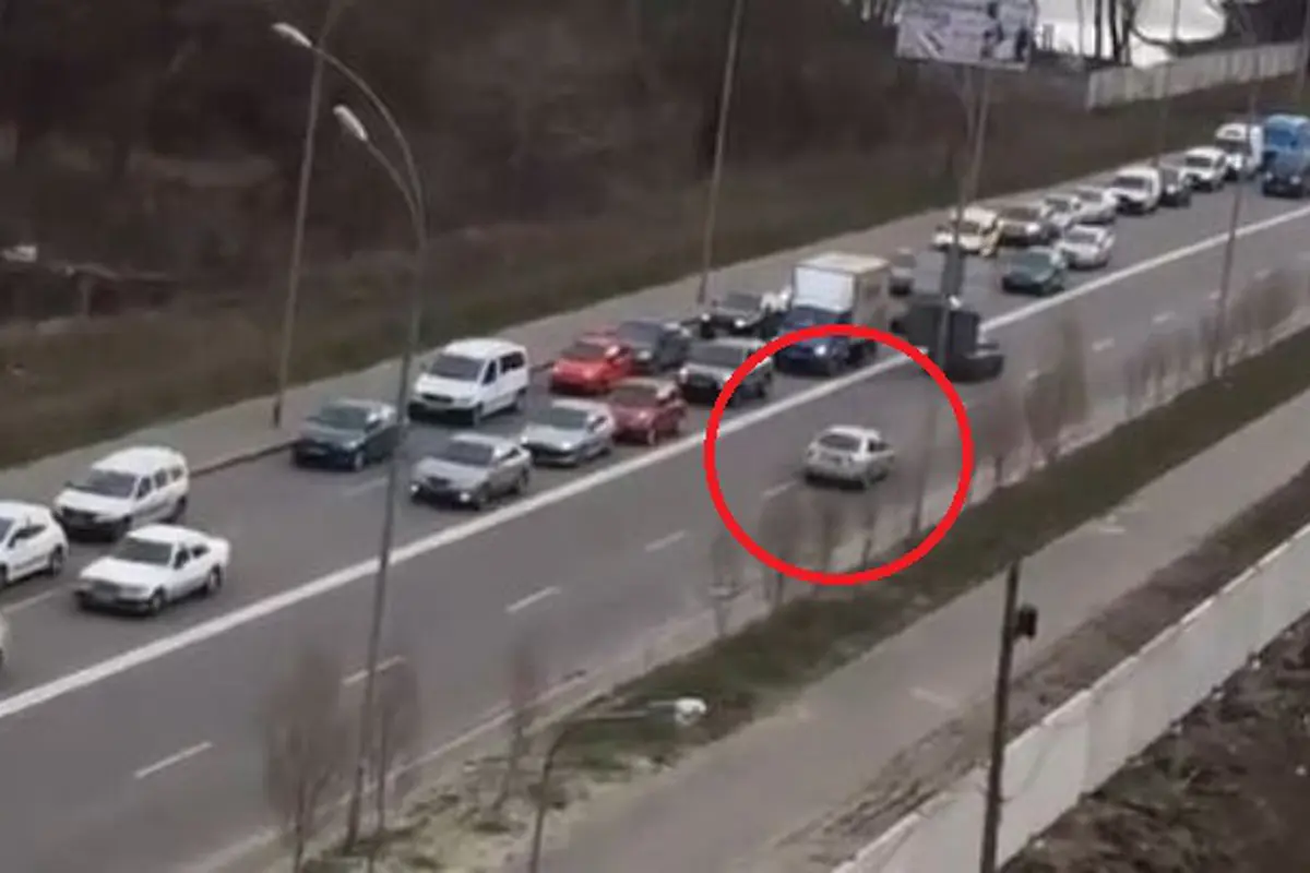 Ini Cara Paling Greget Menghindari Macet Tanpa Harus Lawan Arus!