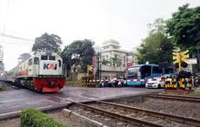 Perbaikan Jalur Rel Gunung Sahari: KAI Daop 1 Jakarta Lakukan Perawatan Rutin