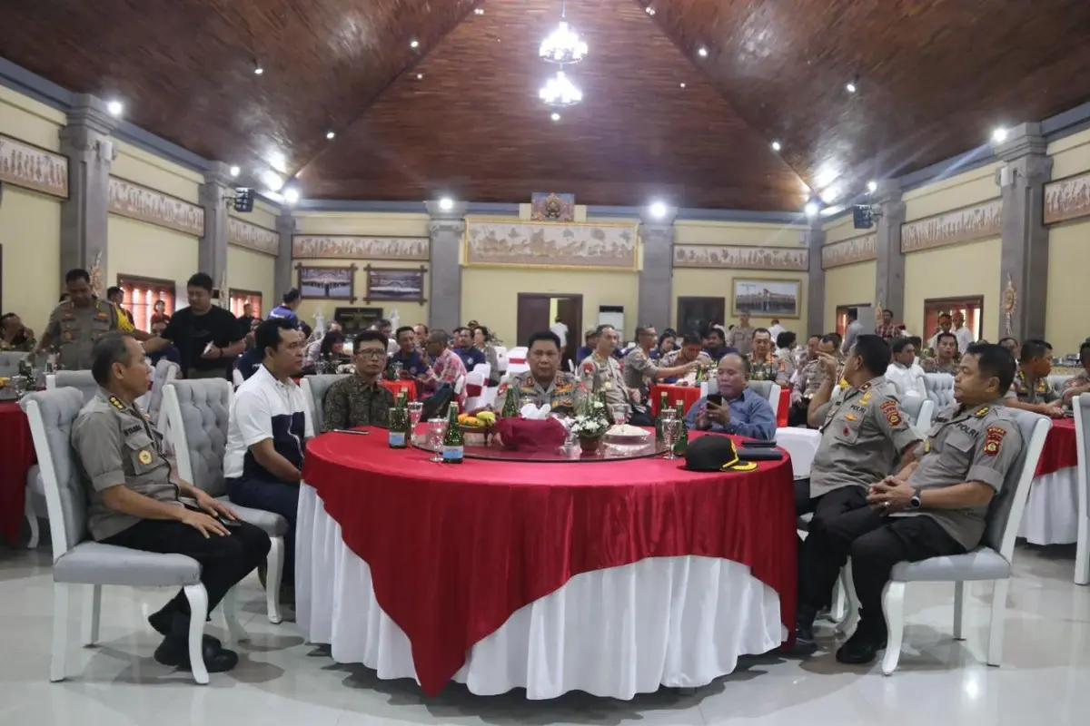 Kapolda Bali, Irjen Pol Petrus Reinhard Golose jamin keamanan Bali pada malam pergantian tahun baru
