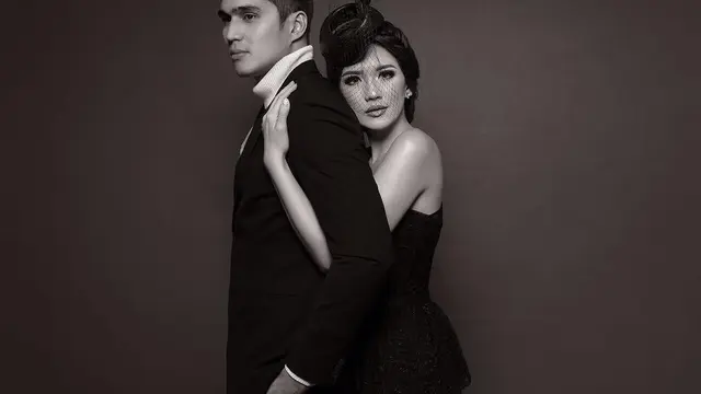 6 Potret Prewedding Pasangan Artis Bertema Monokrom, Simpel dan Elegan