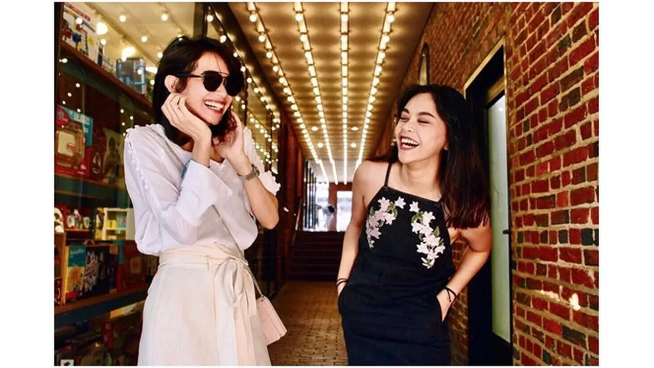 Bak Kakak Adik, Ini 7 Momen Kebersamaan Gista Putri dan Sakina Tama