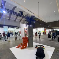 Art Jakarta resmi dibuka. Pekan seni rupa internasional ini berlangsung selama tiga hari, 17–19 November 2023. Yuk kita intip keseruannya. / Foto dok : Fimela.com